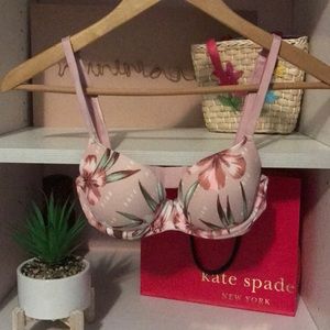 Victoria’s Secret Pink bra size 32A